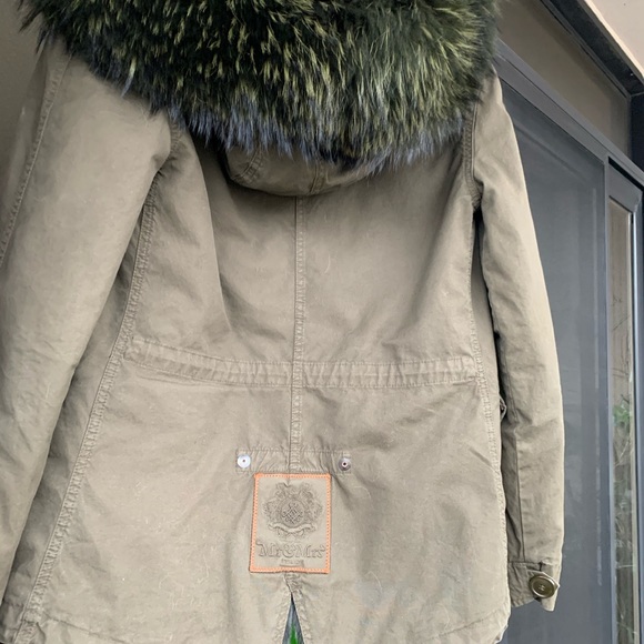 Me. & Mrs. Italy Parka (Authentic) - Picture 3 of 8
